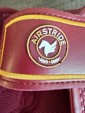 Airstride Burgundy Tendon Boots-M
